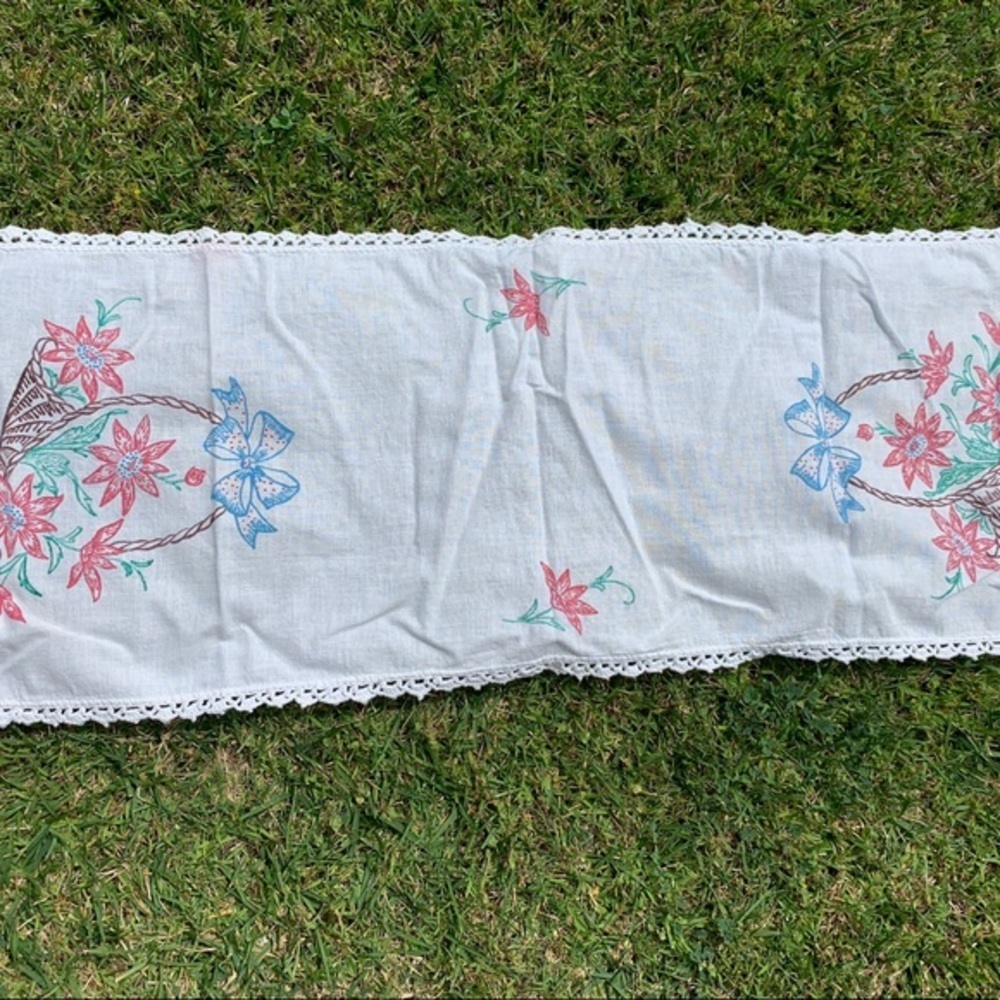 Vintage table runner